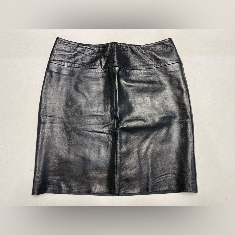 Hugo Boss Lamb Leather Mini Skirt - Size XS NEW